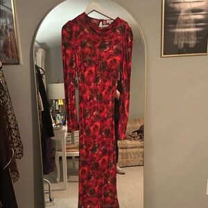 Elegant Red and Black Floral Long Sleeve Silk Dress